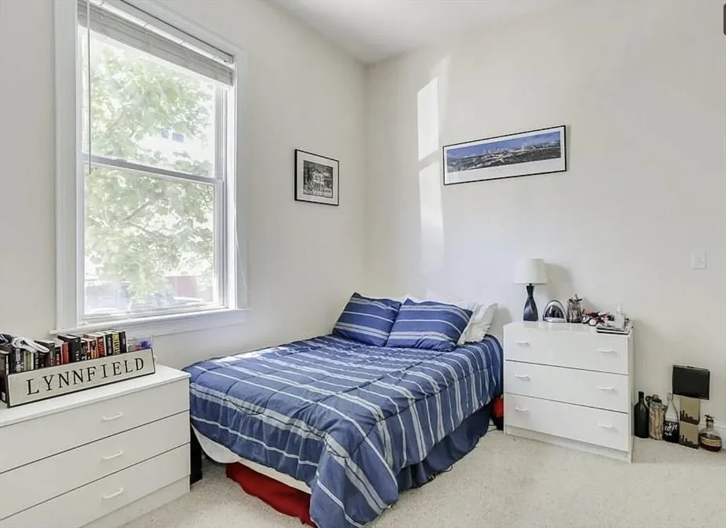 25-27 Dorchester St, South Boston