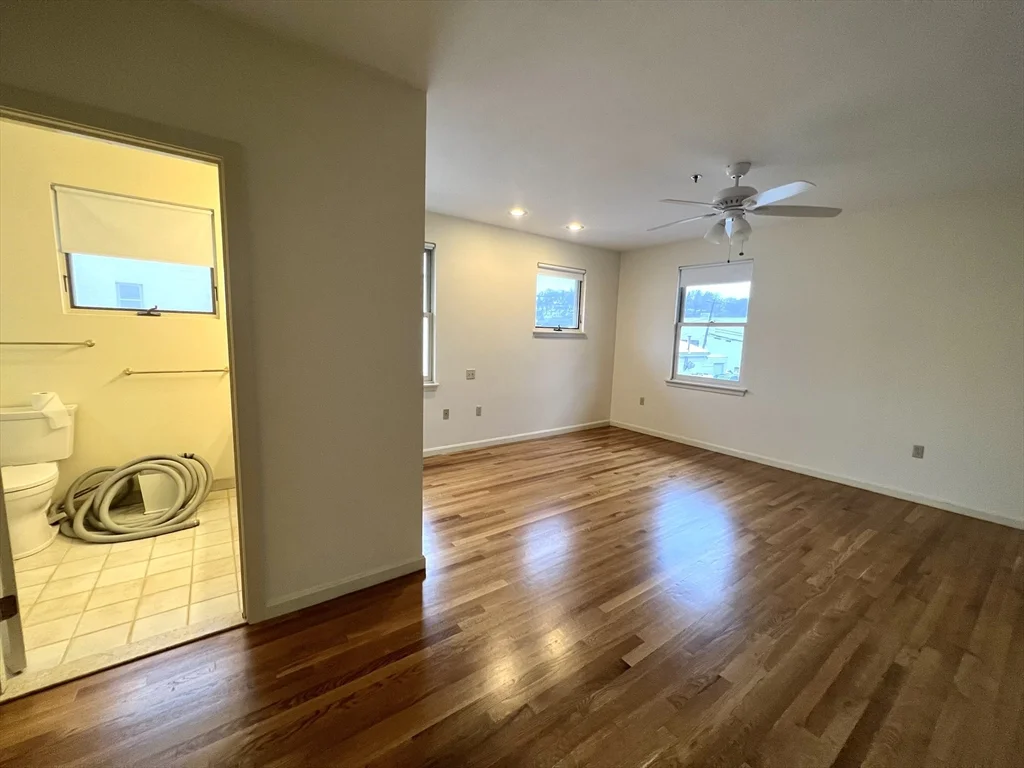 31 Channing St, Newton