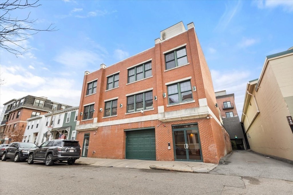 591 E 3rd St, South Boston