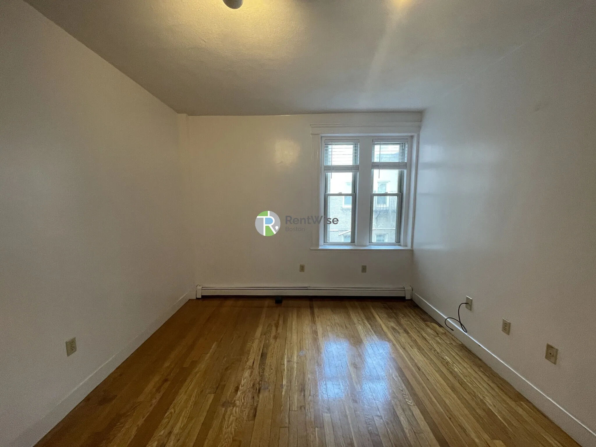 1677 Commonwealth Ave, Brighton