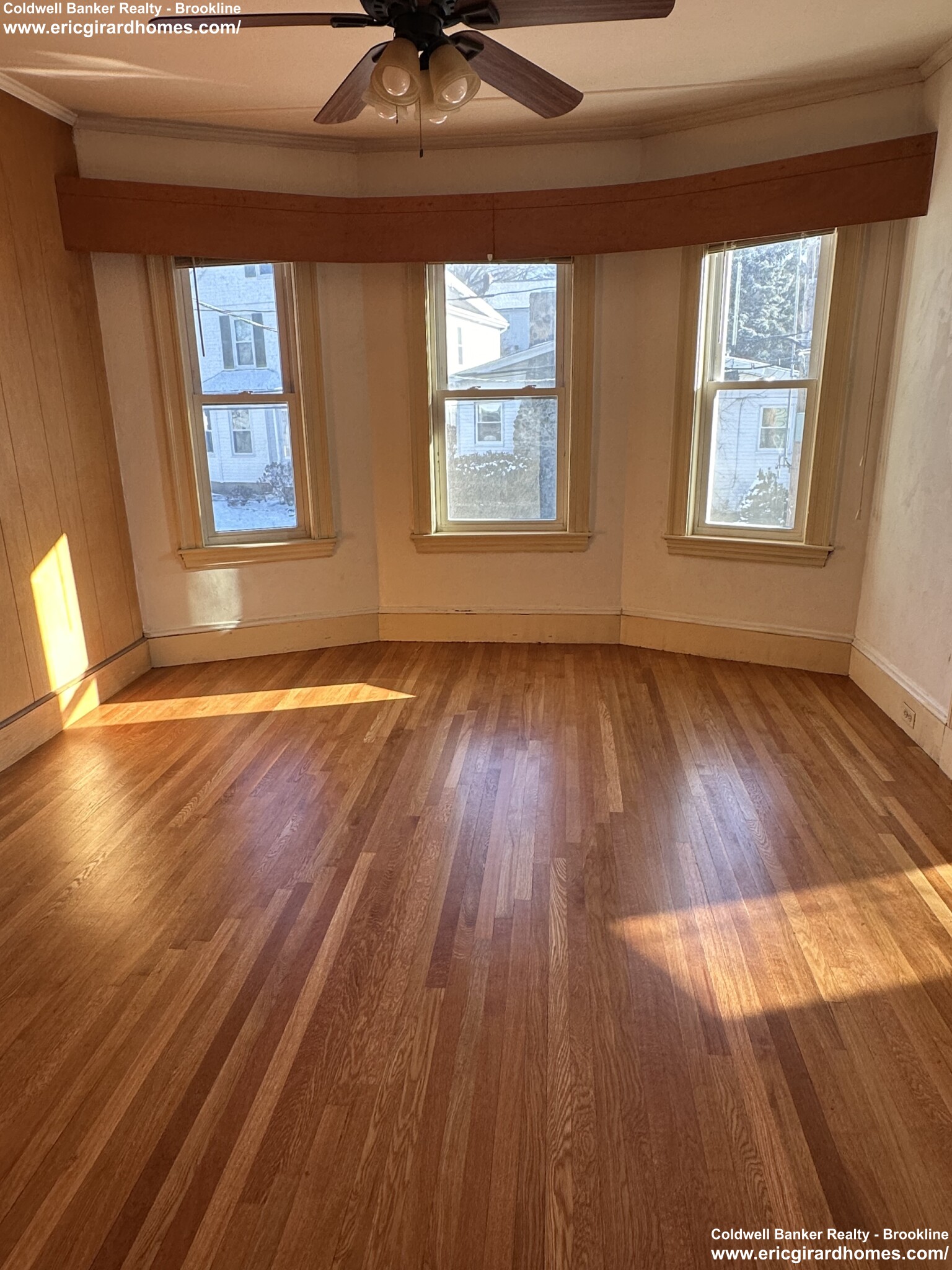 80 Upland Rd, Belmont