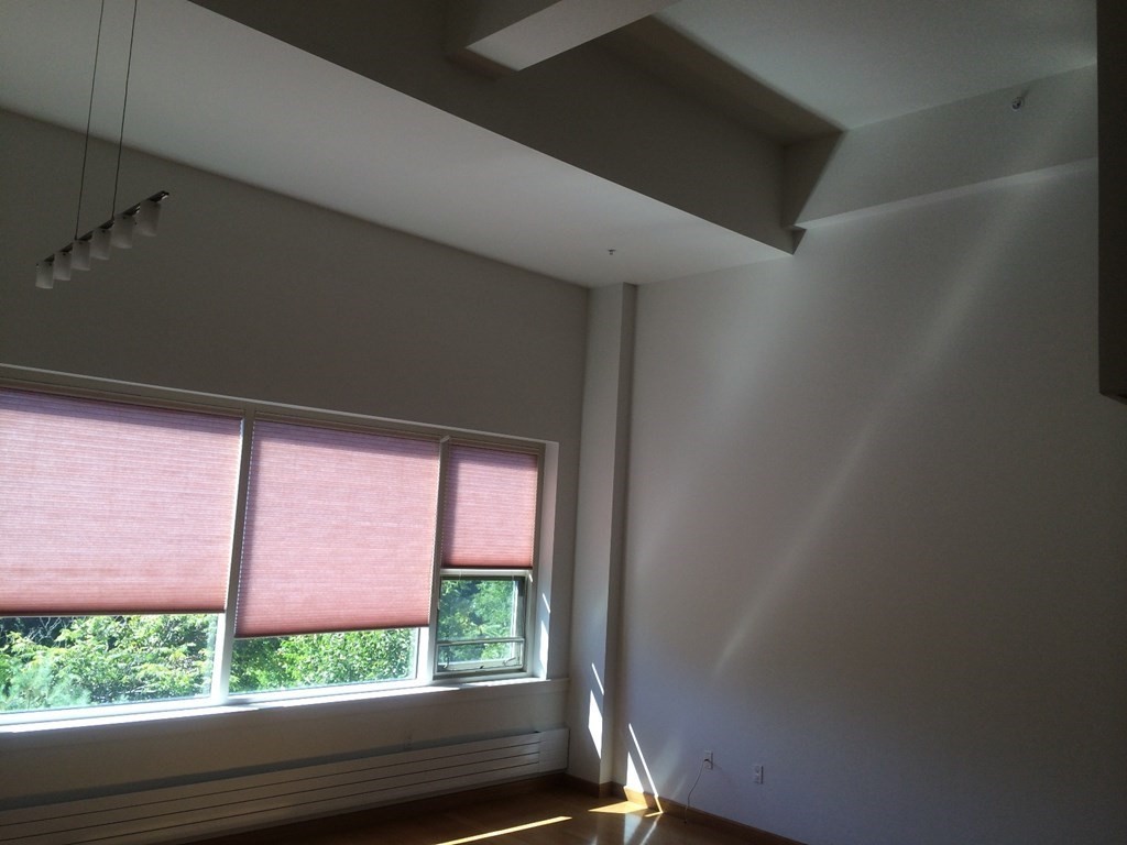 290 Pleasant St, East Watertown