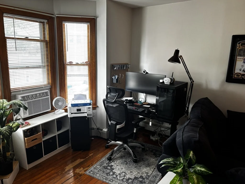 182 H St, South Boston