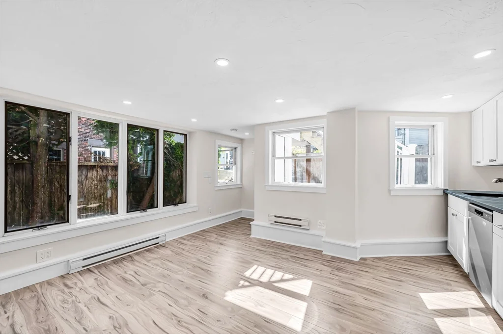 465 East Eight, South Boston