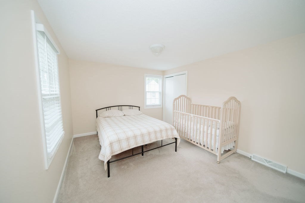 121 Otis St, Westfield