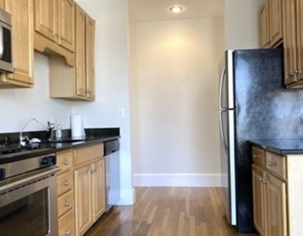 2 Termine Ave, Jamaica Plain