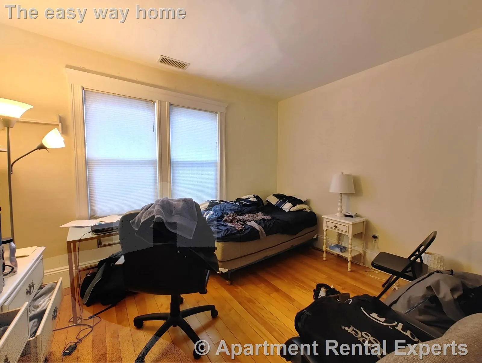 207 Boston Ave, Tufts