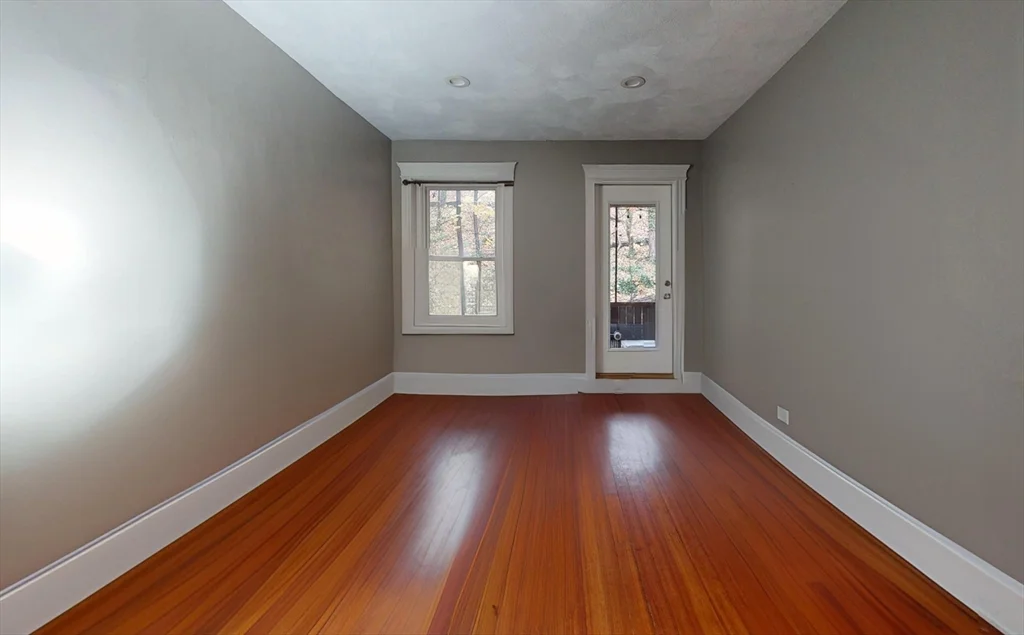 35 Westbourne Terrace  , Coolidge Corner