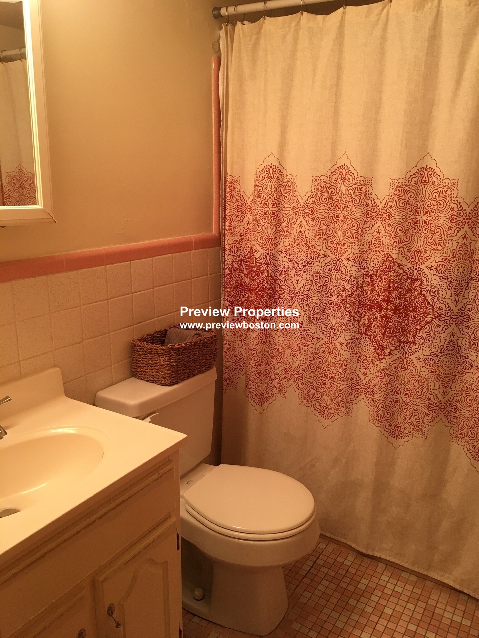 12 Commonwealth Ct, Brighton