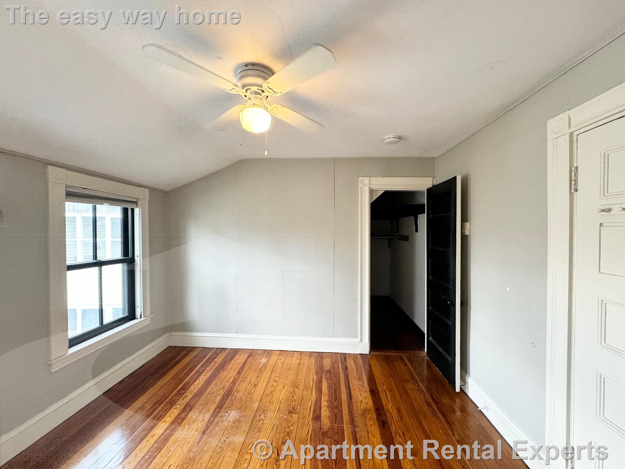 8 Charnwood Rd, Davis Square