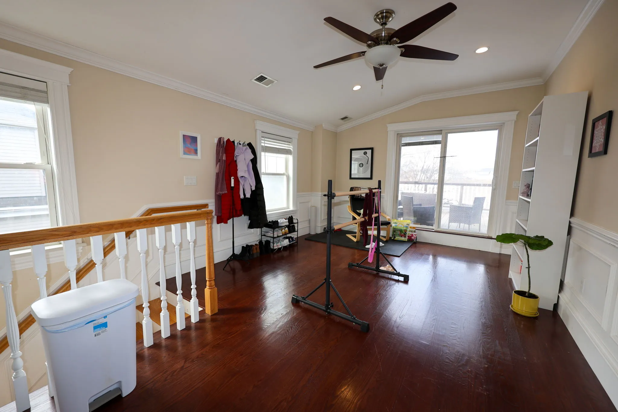 127 Nonantum St, Oak Square