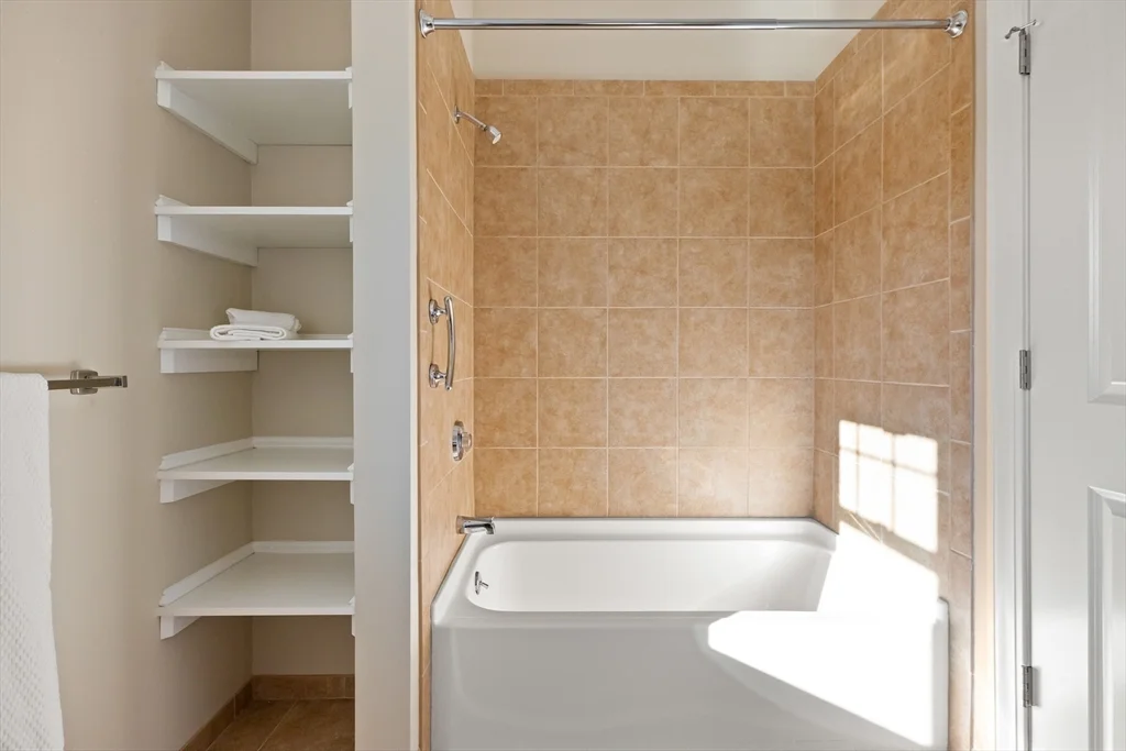 360 Andover St, Danvers