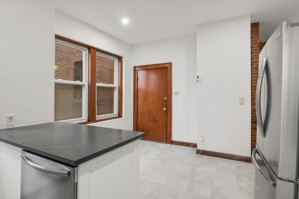 39 Kent St, Brookline Village