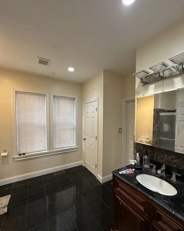 8 Montfern, Brighton