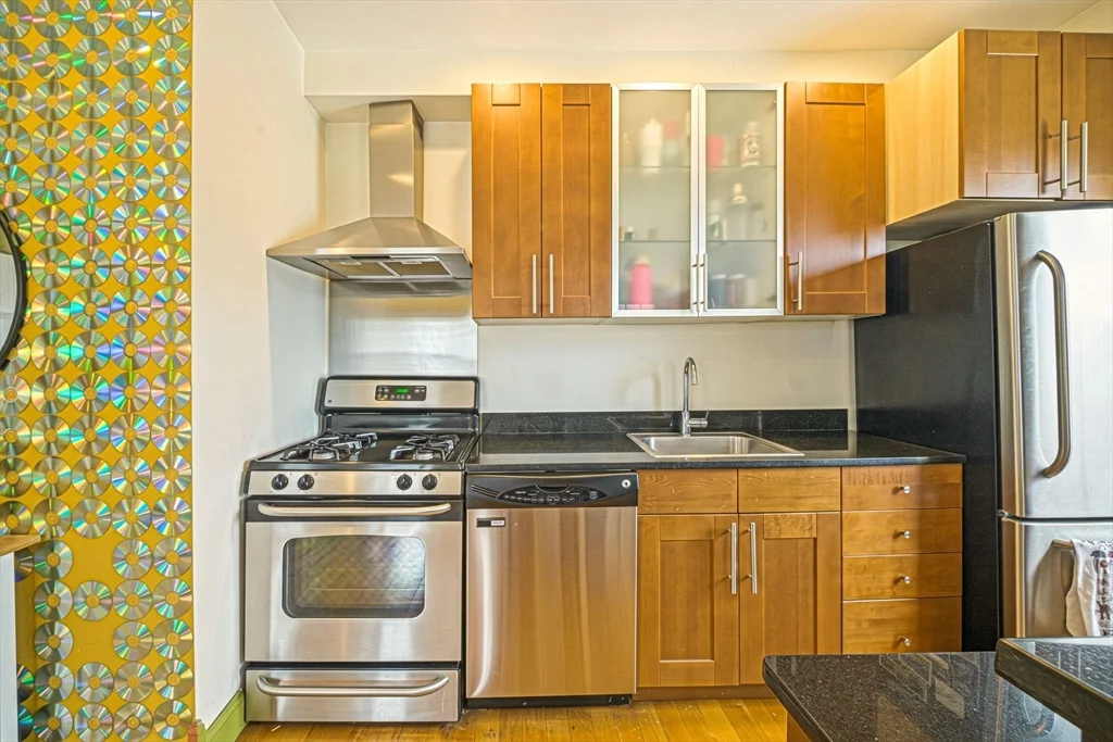 12-14 Everett St, Allston