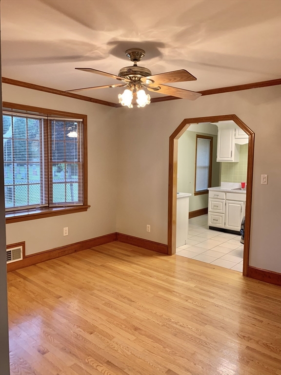 239 Grove St, Waltham