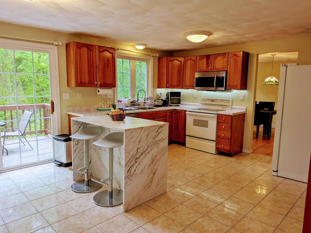 7 Van Norden Rd, Burlington