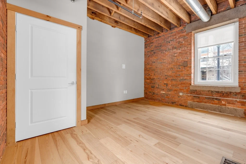 58 13th St, Charlestown