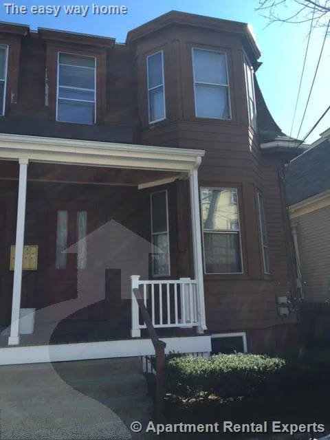 60 Sacramento St, Porter Square