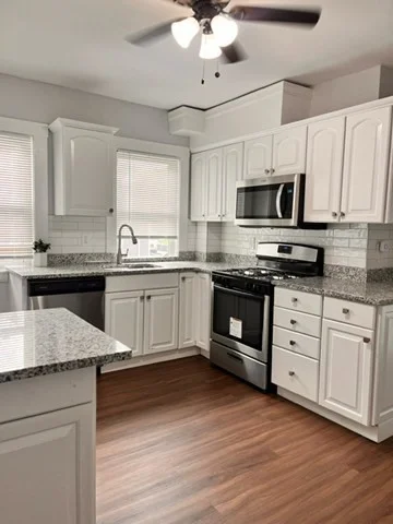 686 River St, Hyde Park