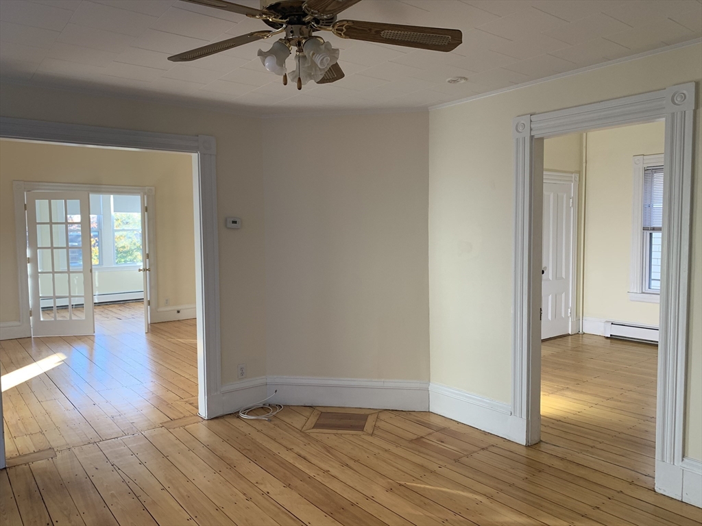 547 Broadway, Ball Square