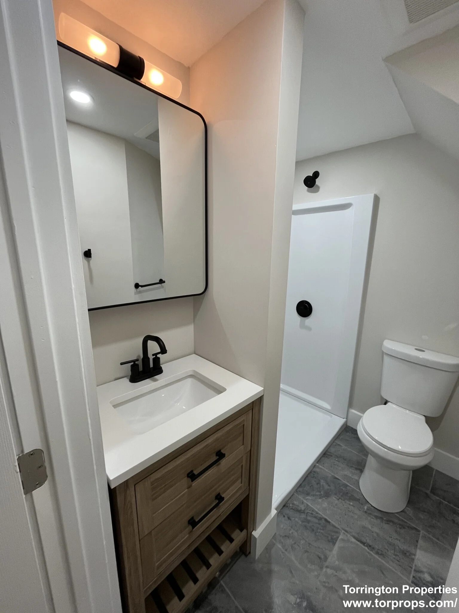 17 M St, South Boston