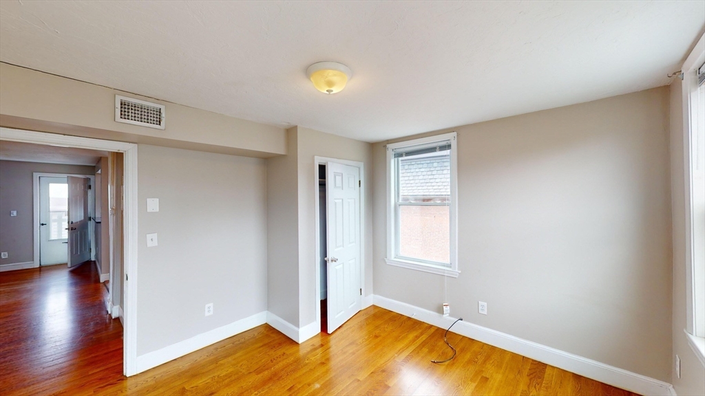 367 Dorchester Ave, South Boston