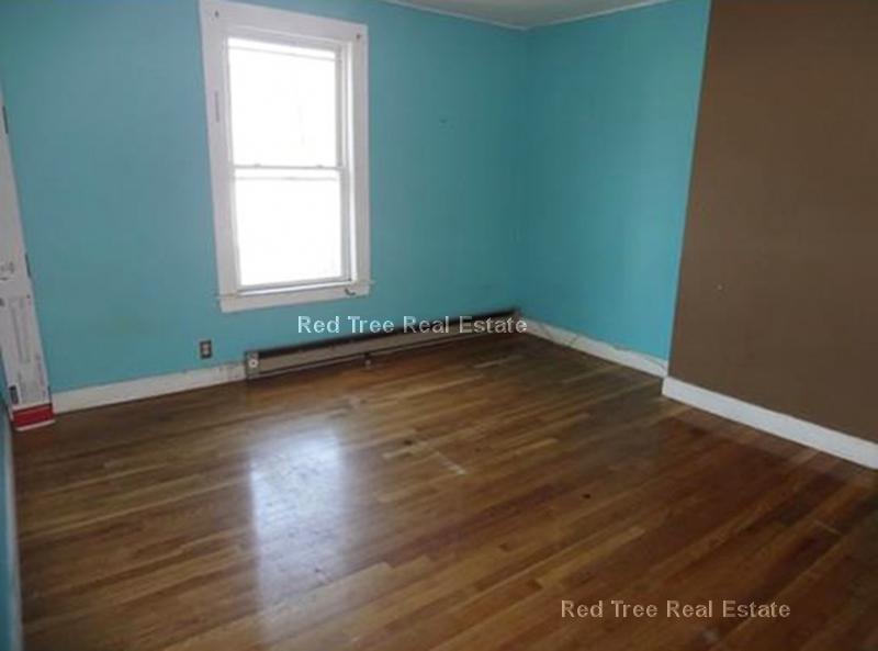 682 Parker St, Mission Hill