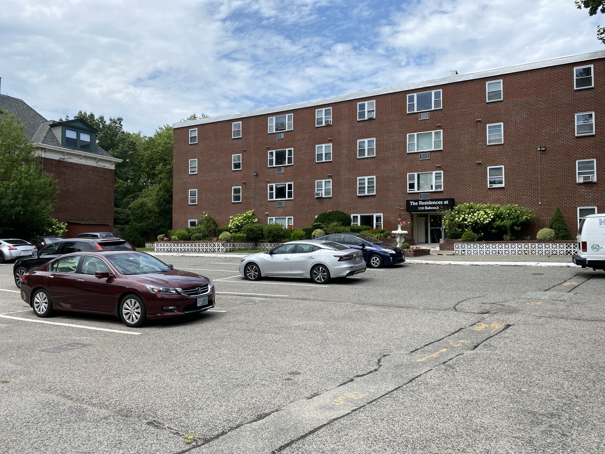 110 Babcock St, North Brookline