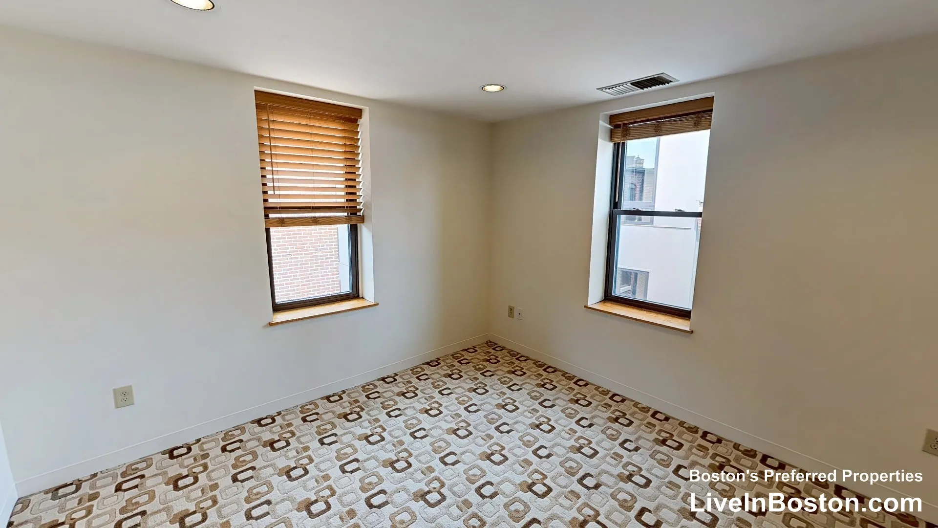 95 Gainsborough St, Fenway