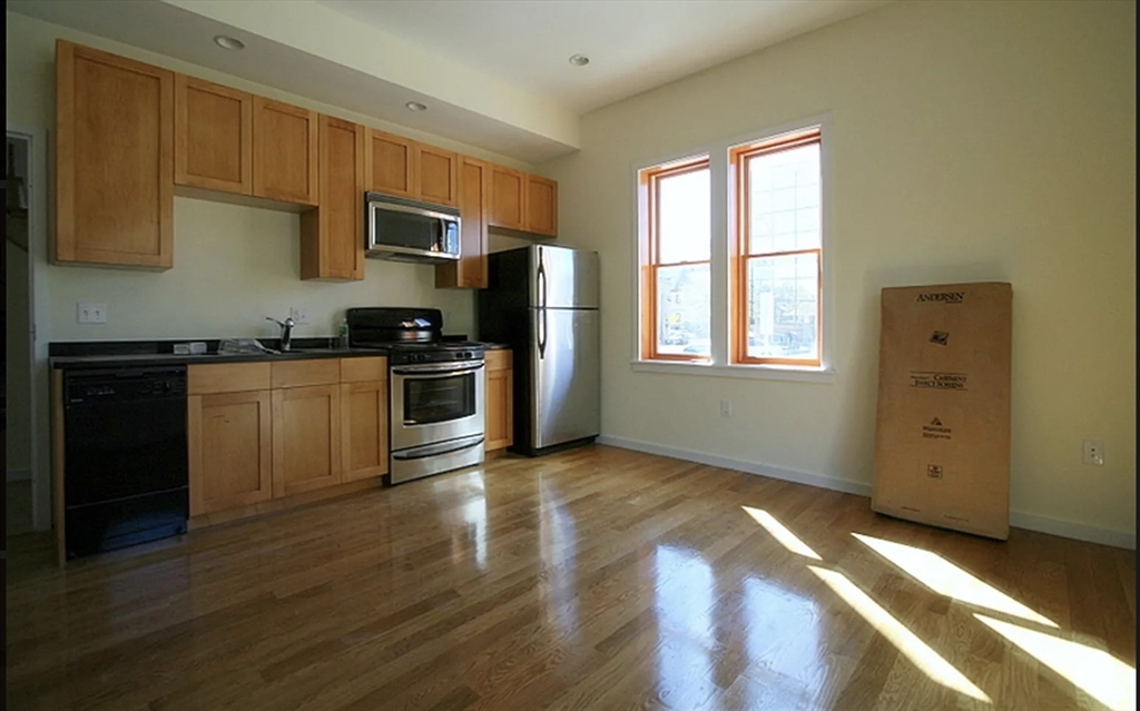 2 Beech St, North Cambridge