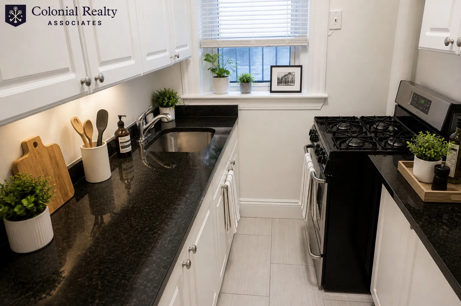 42 Strathmore Rd, Brighton
