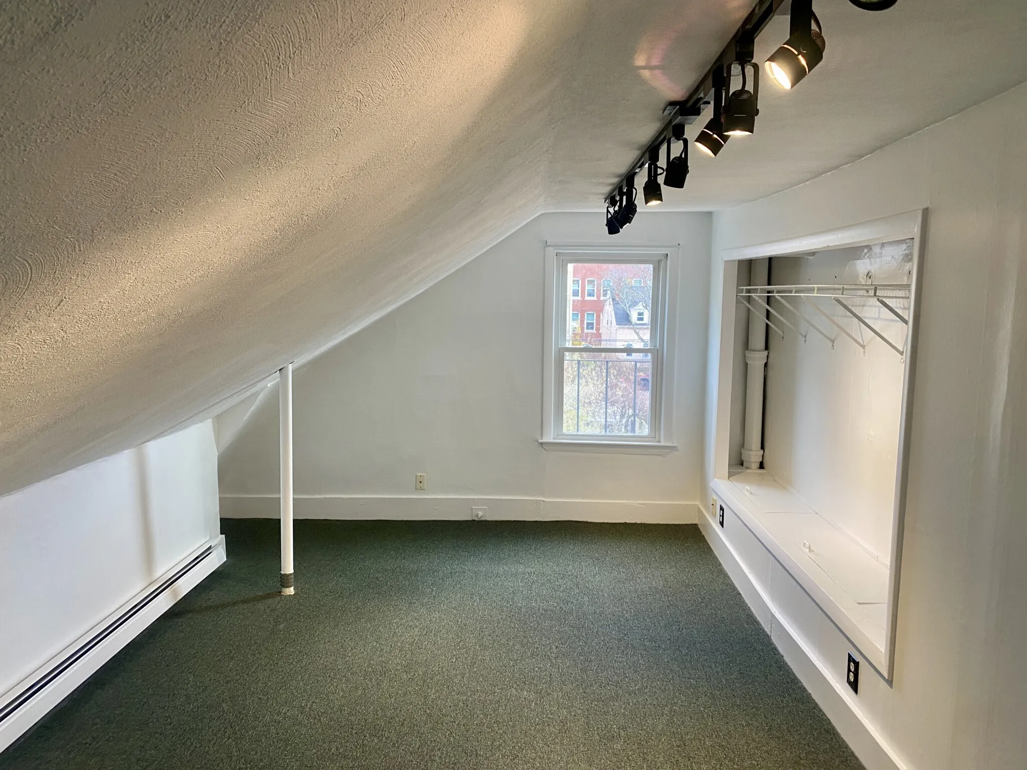 18 Tremont St, The Port