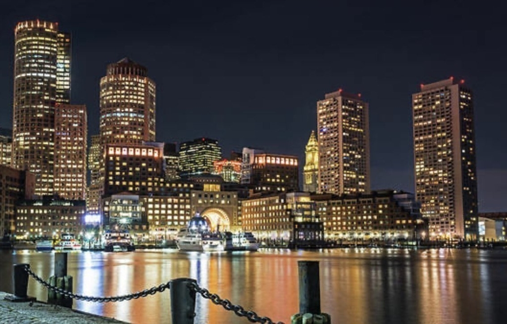 65 E India Row, Waterfront