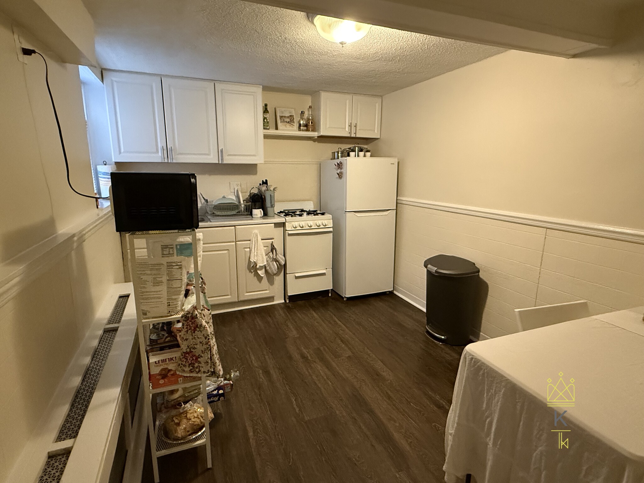 1961 Commonwealth Ave, Brighton