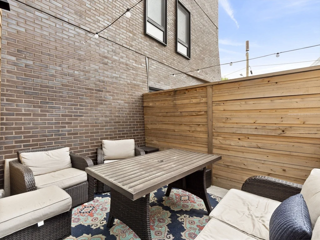 9 Central St, Spring Hill