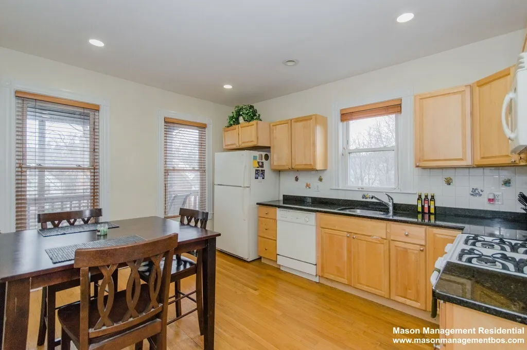 126 Minden St, Jamaica Plain