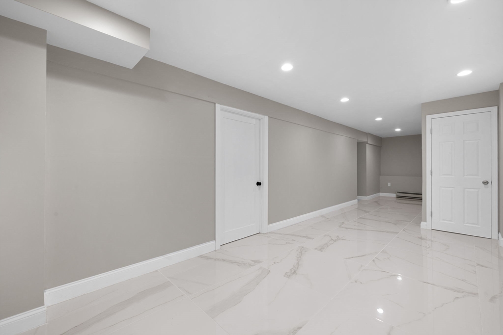 60 Shufelt Rd, South Walpole