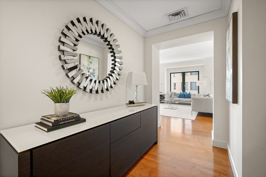 778 Boylston St, Back Bay