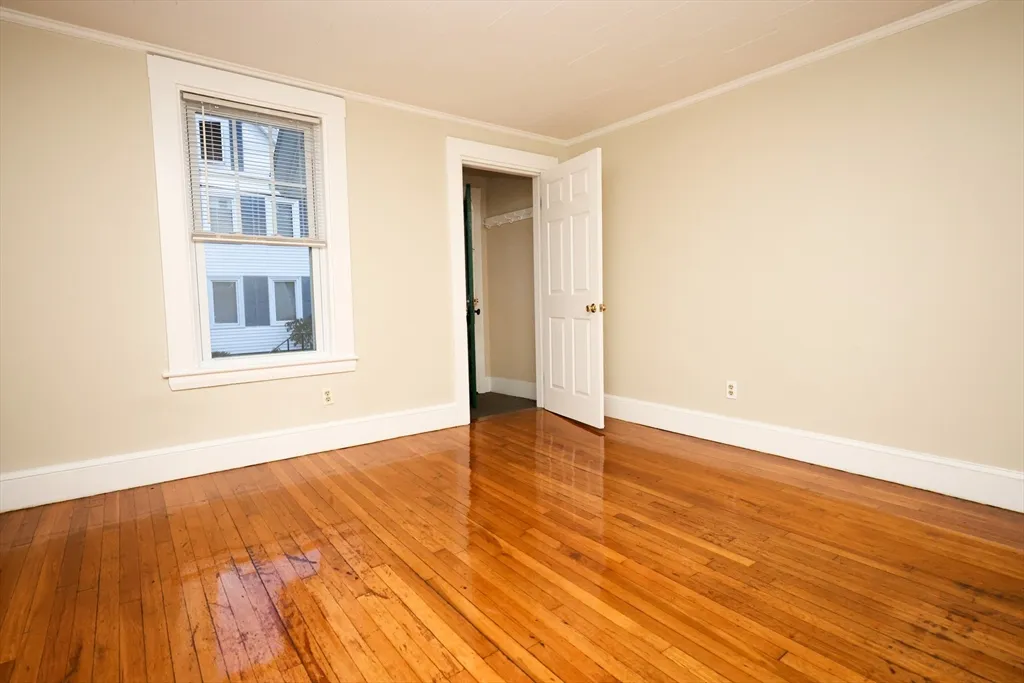 32 Sheppard Ave, Braintree