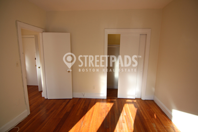 33 Lancaster Ter, Corey Hill