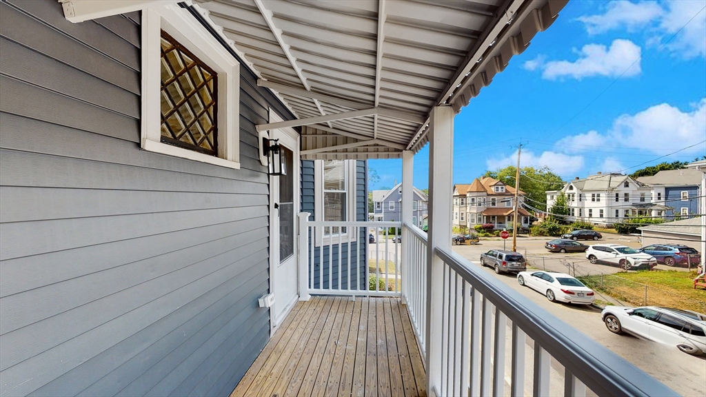 7 Chester Ave, Waltham