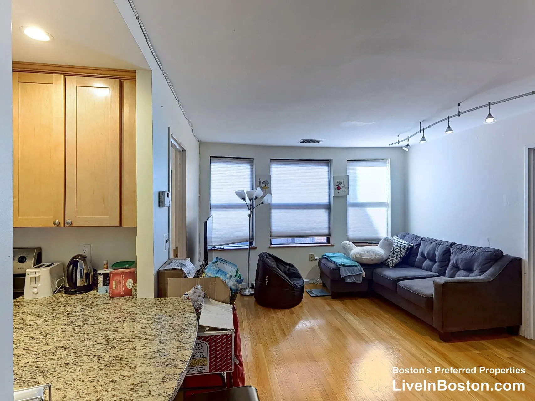 111 Gainsborough St, Fenway