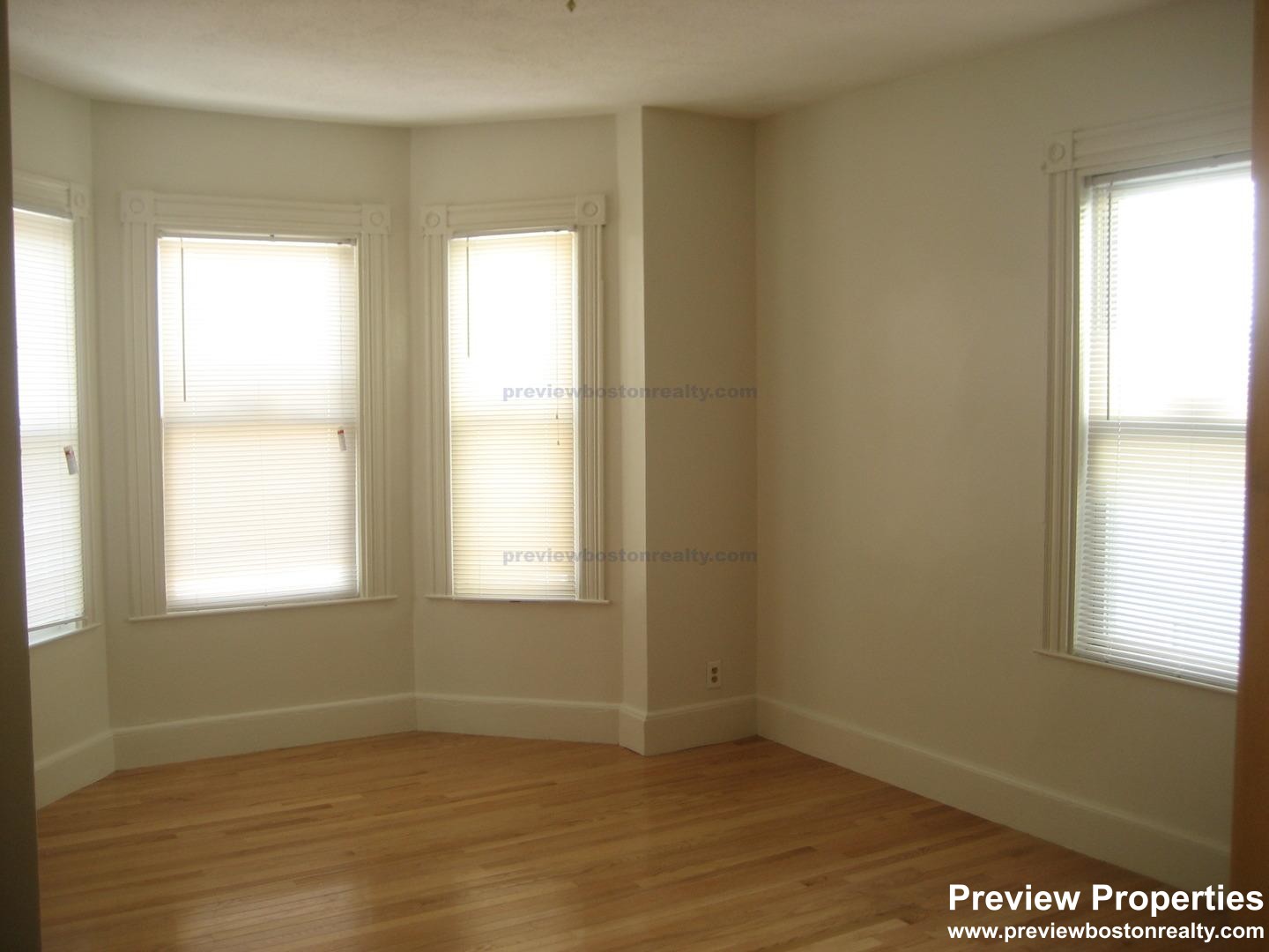 190 Highland St, Roxbury