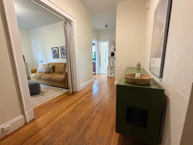 71 Martin St, Neighborhood Nine