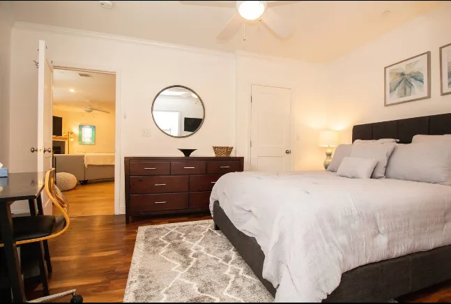 1008 Tremont St, Roxbury