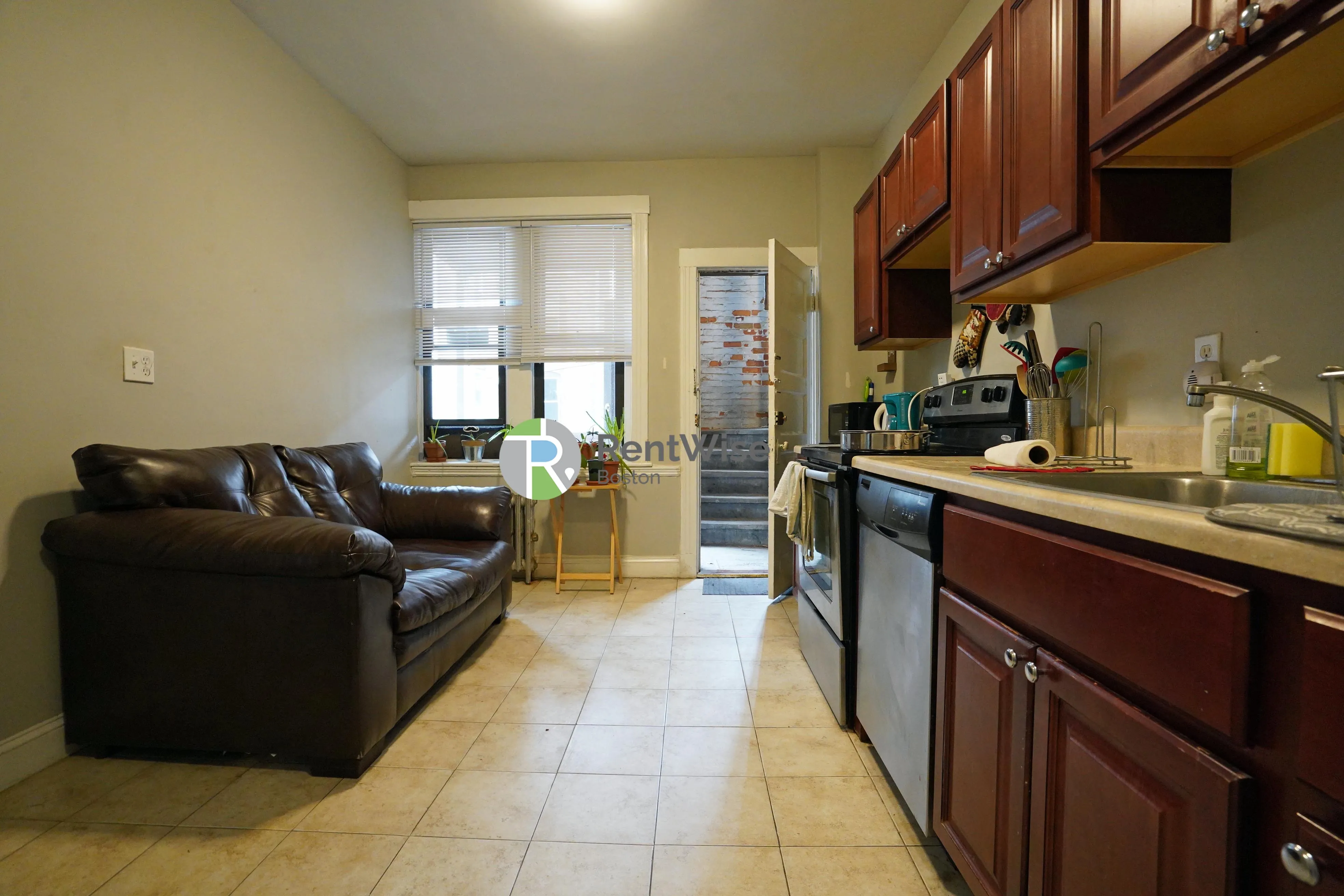 1379 Commonwealth Ave, Brighton