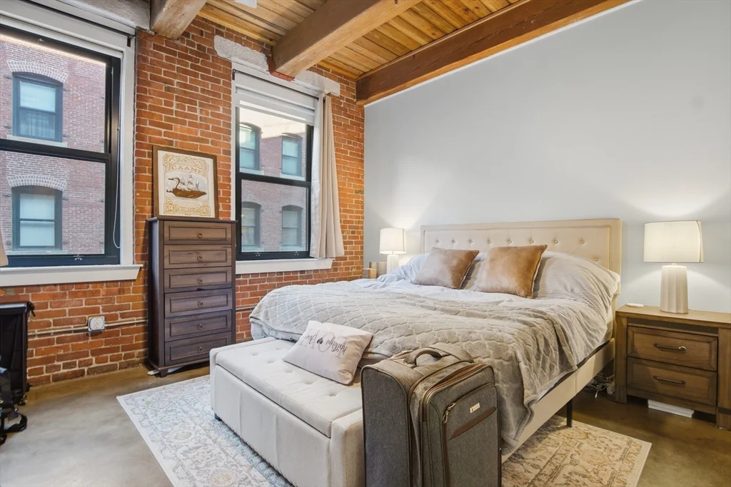 9 West Broadway, South Boston