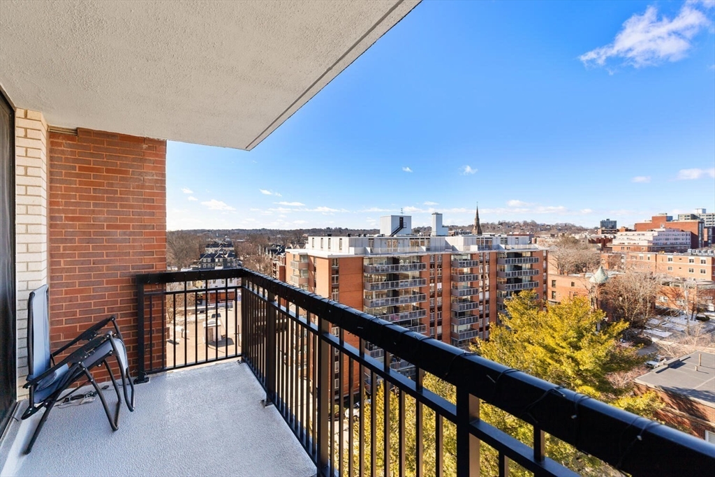 60 Longwood Ave, Coolidge Corner