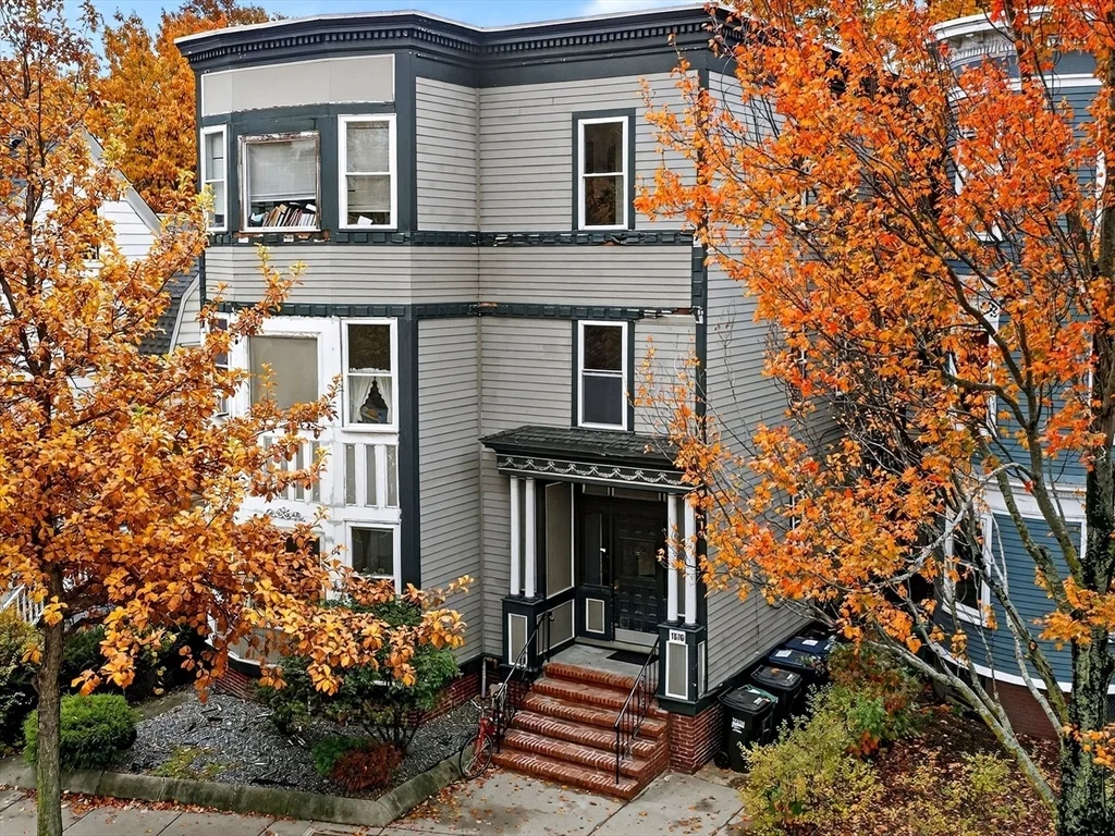 1576 Cambridge St, Mid-Cambridge